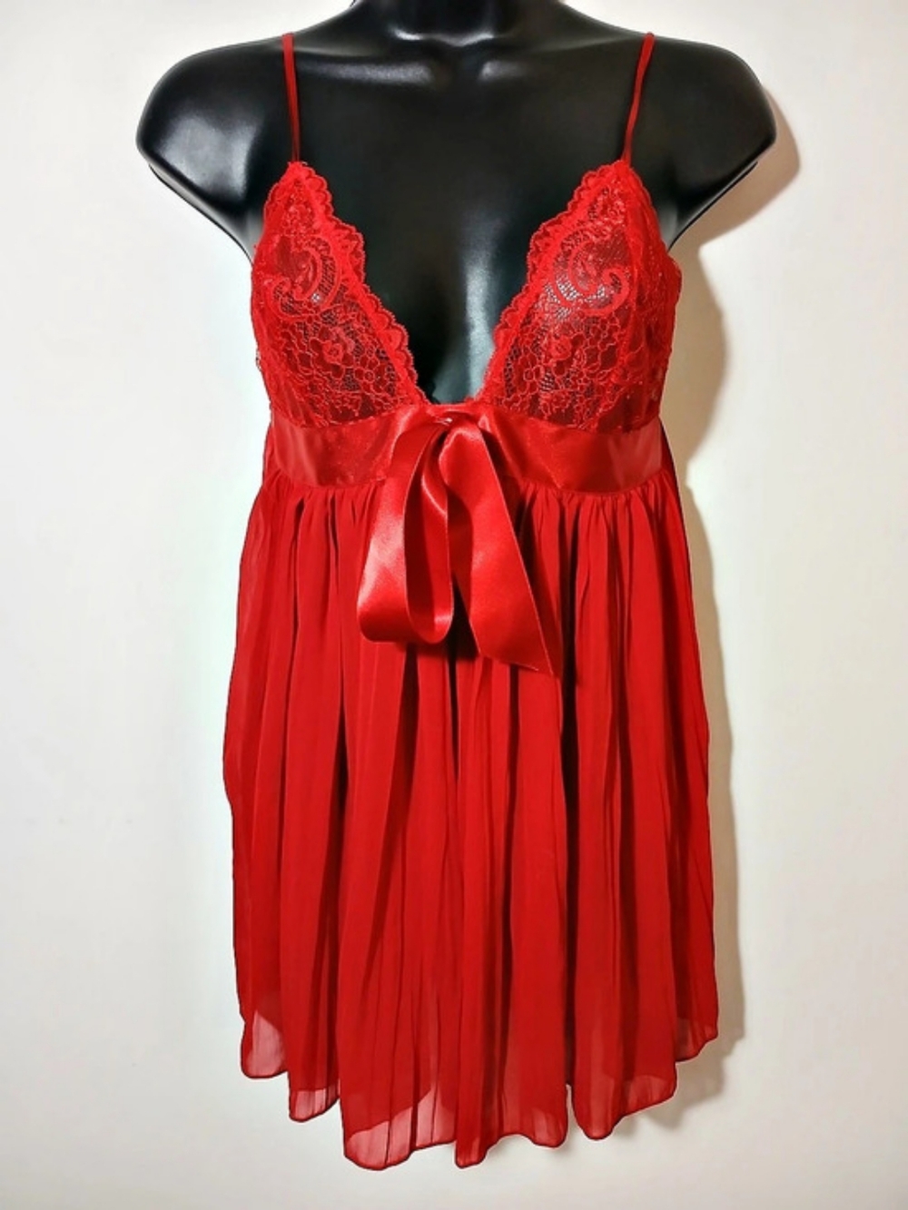 Victoria's Secret Red Lace Babydoll Chemise Size Medium